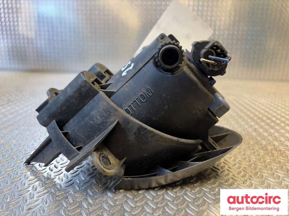 Tåkelykt høyre foran til Toyota Avensis 2009-2015 (Type III, Fase 1)  (TOYOTA|812100D042|)