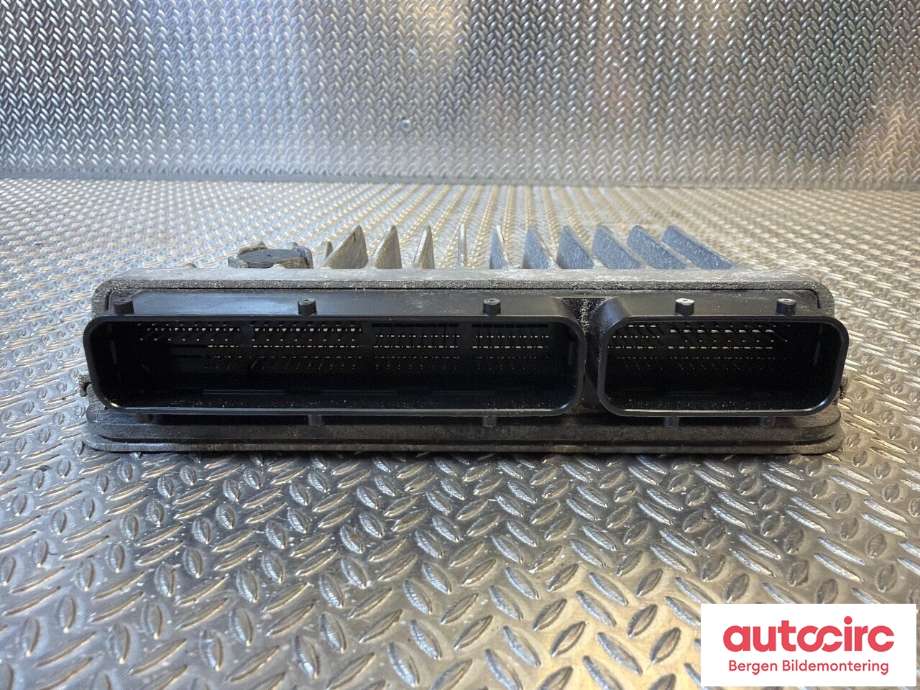 Styreenhet motor til Toyota Auris 2013-2015 (Type II, Fase 1)  (TOYOTA|896610Z750|)