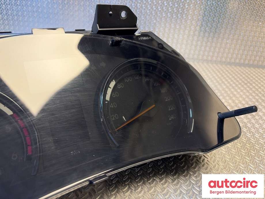 Speedometer til Toyota Avensis 2009-2015 (Type III, Fase 1)  (TOYOTA|8380005M00|)