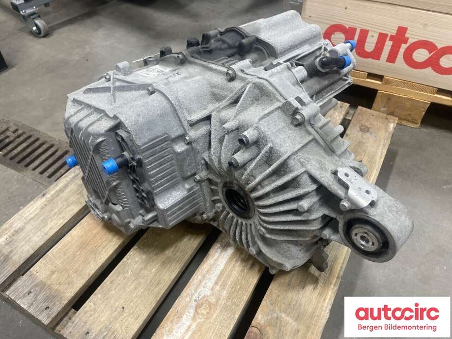 Motor elbil bak til Tesla Model X 2016-->>  (TESLA|1037000-00-F|)