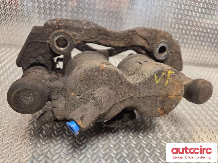 Bremsecaliper venstre foran til VW Crafter 2006-2011 (Type I, Fase 1)  (VOLKSWAGEN|2E0 615 105 B|)