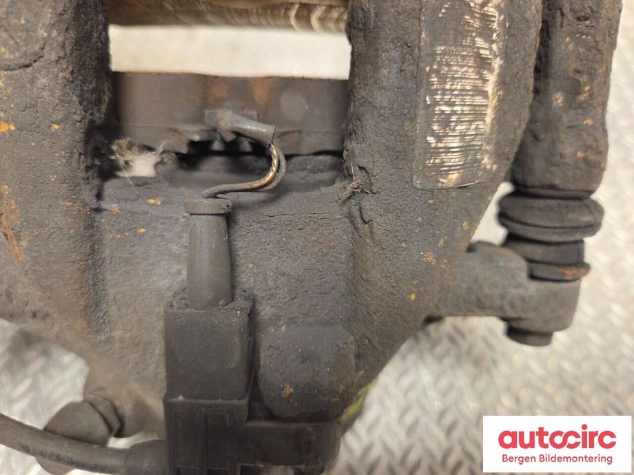 Bremsecaliper venstre bak til VW Crafter 2006-2011 (Type I, Fase 1)  (VOLKSWAGEN|2E0 615 423|)