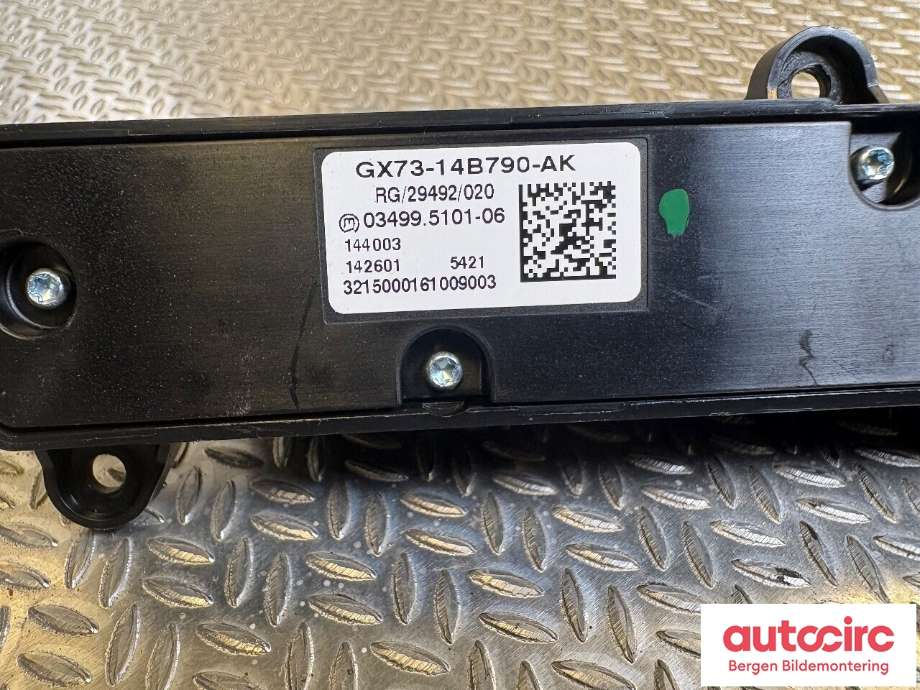 Bryter Antispinn til Jaguar XE 2015-->>  (JAGUAR|GX7314B790AL|T2H18650|T2H19784)