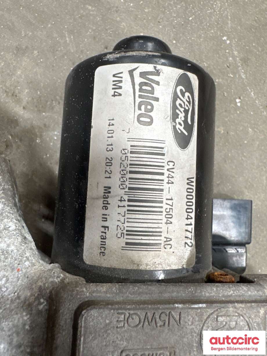 Viskermotor frontrute til Ford Kuga 2013-2019  (FORD|2081243|)