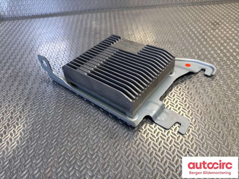 Bilstereo forsterker til Hyundai Kona 2021-2023 (Type I, Fase 2)  (HYUNDAI|96370K 4500|)