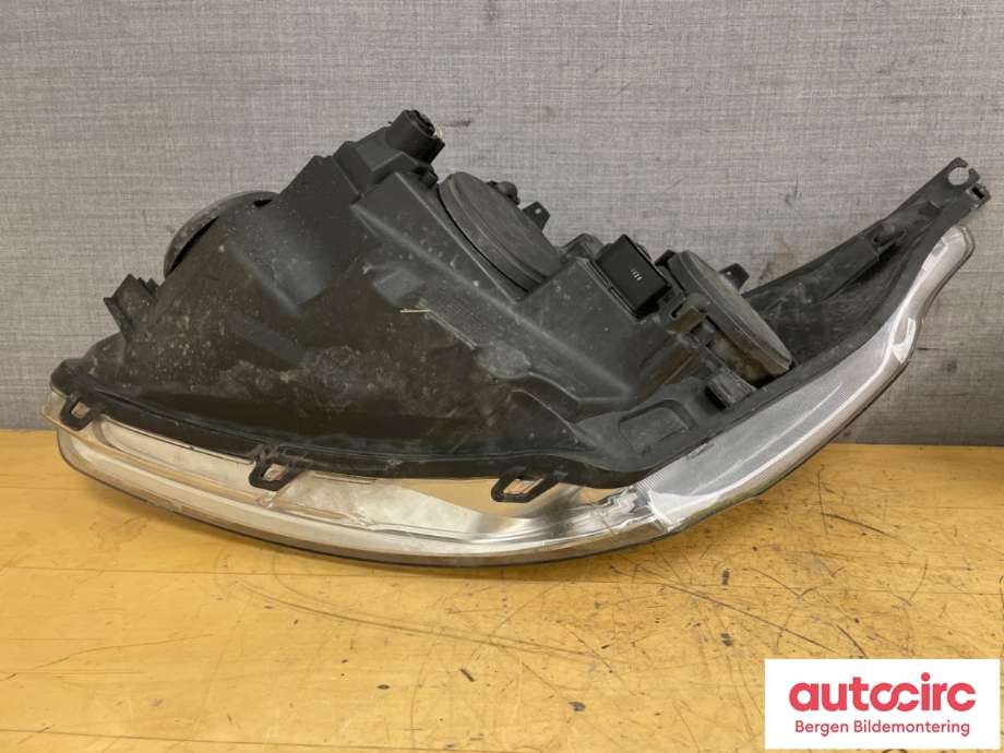 Frontlykt høyre halogen til Ford Transit Custom 2013-2023 (Type I)  (FORD|BK21-13D152-BJ|1866441|)