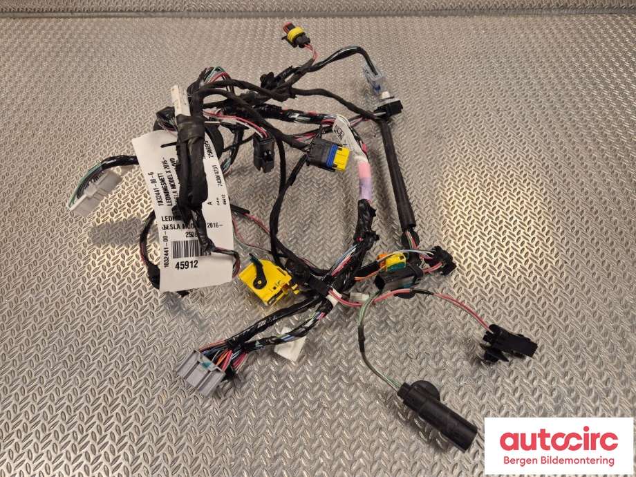 Ledningsnett til Tesla Model X 2016-->> (TESLA|1032441-00-G|)