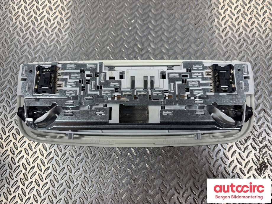 Taklyspanel til Mercedes GLK 2008-2015 (X204) (X204) (MERCEDES|A 204 820 49 01|)