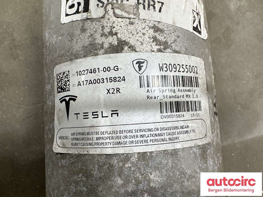 Diverse deler til Tesla Model X 2016-->>  (TESLA|1027461-00-G|)