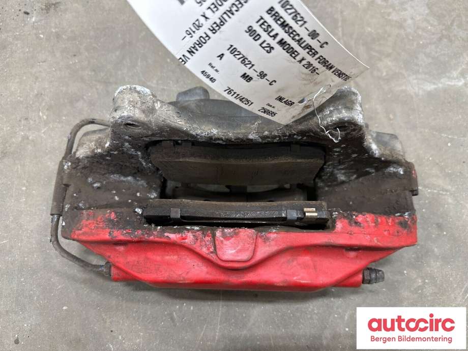 Bremsecaliper venstre foran til Tesla Model X 2016-->>  (TESLA|1027621-00-C|1027621-98-C|1007794-00-C)