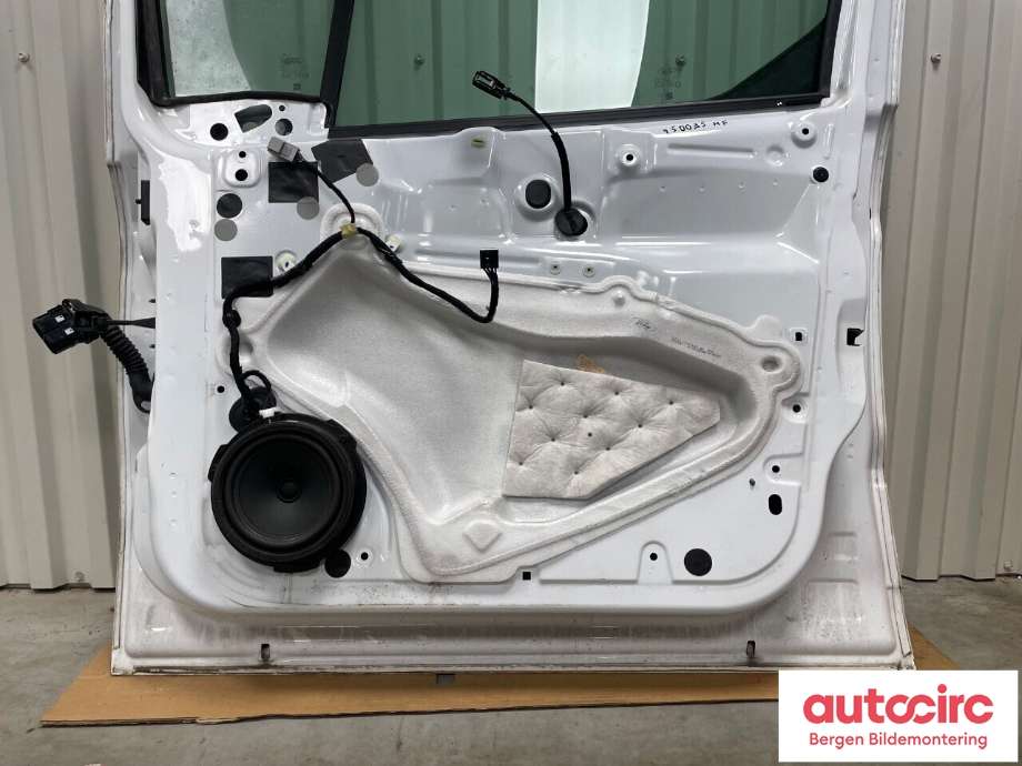 Dør høyre foran til Ford Transit Connect 2018-->> Type II, Fase 2  (FORD|2707395|)
