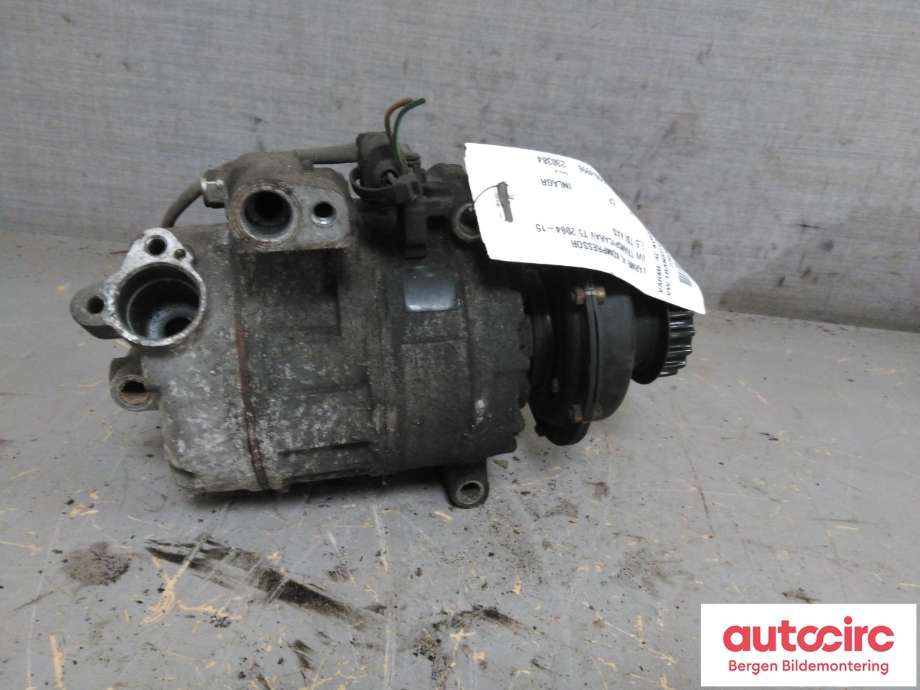 Aircondition kompressor til VW Transporter / Caravelle 2003-2009 (Fase 1) (T5) (T5) (VOLKSWAGEN|7H0 820 805 H|)