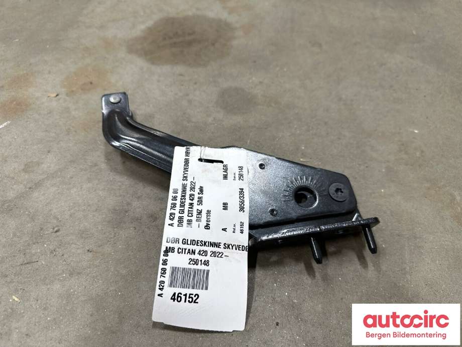 Diverse deler til Mercedes Citan 2021-->> (W420) (W420) (MERCEDES|A 420 760 06 00|)