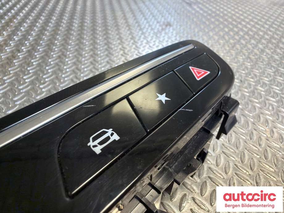Bryter nødblink til Mercedes EQC 2019-->> (MERCEDES|A 293 905 18 00|)