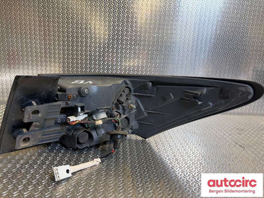 Baklykt venstre til Lexus CT 2010-2020 (LEXUS|8156176020|)