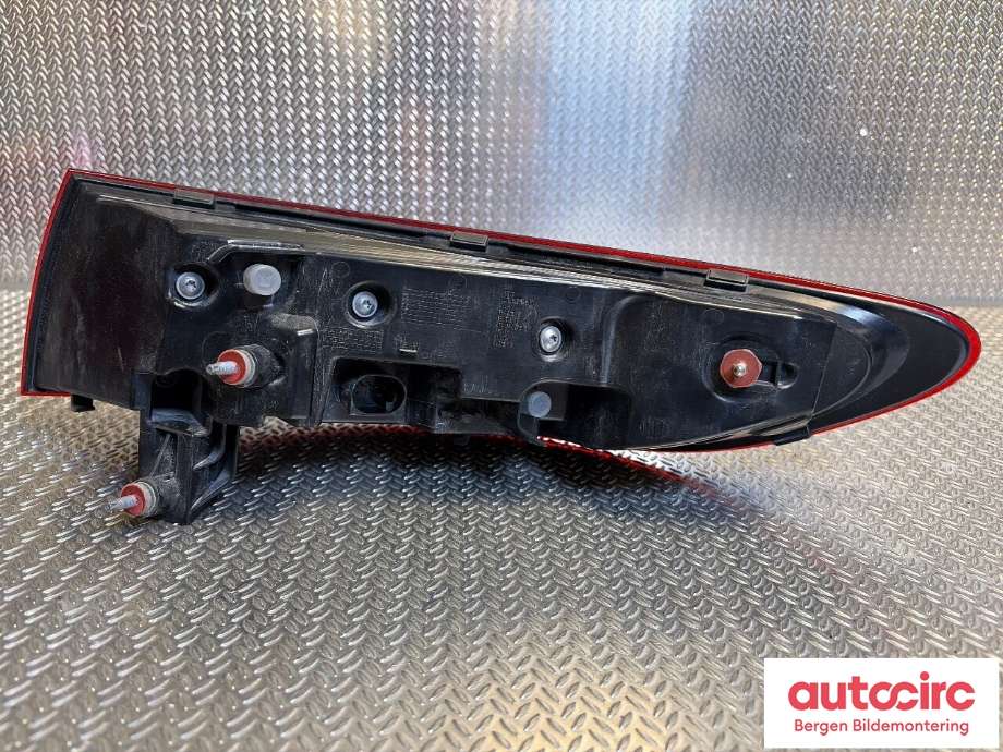 Baklykt venstre til Mercedes EQC 2019-->>  (MERCEDES|A 293 906 21 01|)