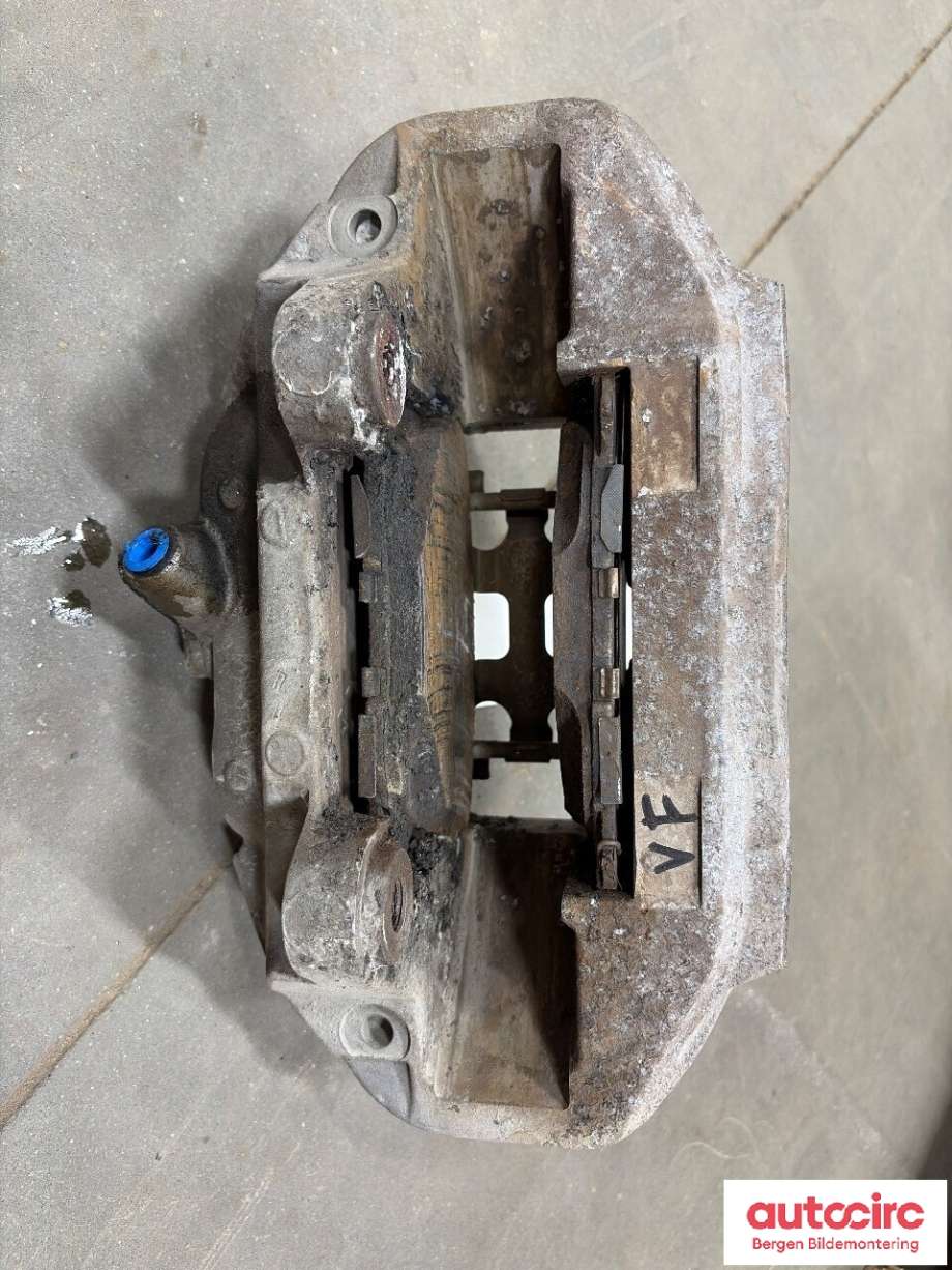 Bremsecaliper venstre foran til Mercedes EQC 2019-->>  (MERCEDES|A 000 421 00 00|)