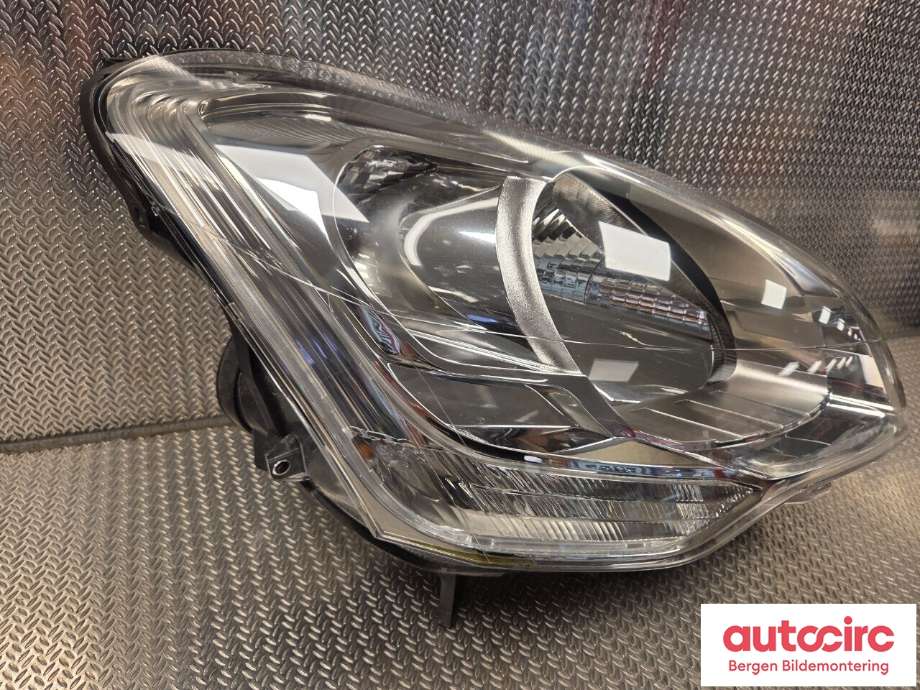 Frontlykt høyre halogen til Citroën Berlingo 2015-2019 (Type II, Fase 2)  (CITROEN|6206 K6|)