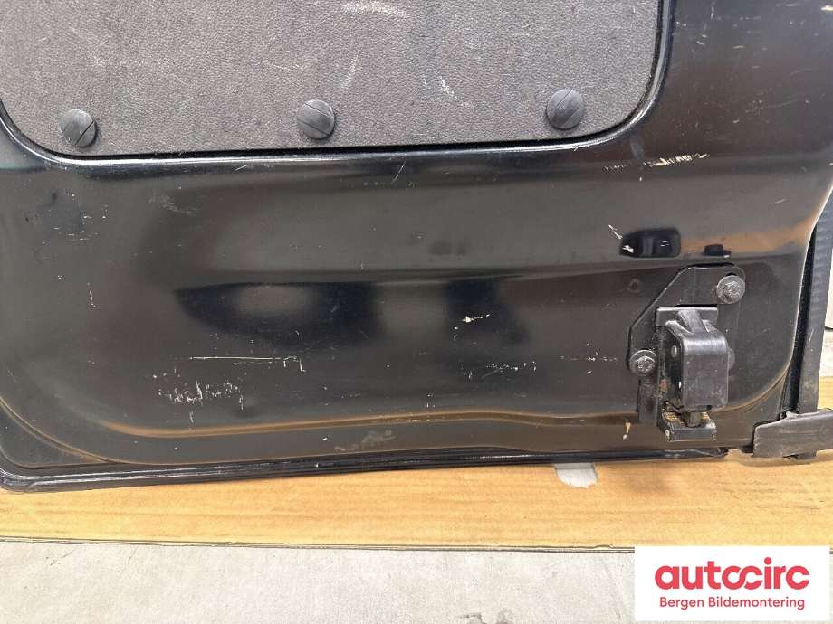 Dør høyre bak varebil til Citroën Berlingo 2015-2019 (Type II, Fase 2) (CITROEN|98 204 366 80|8703 E4|)