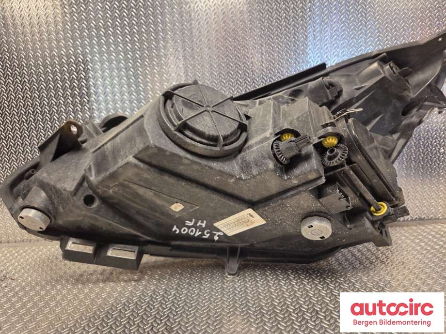 Frontlykt høyre halogen til Opel Corsa D 2006-2014  (OPEL|93189358|)