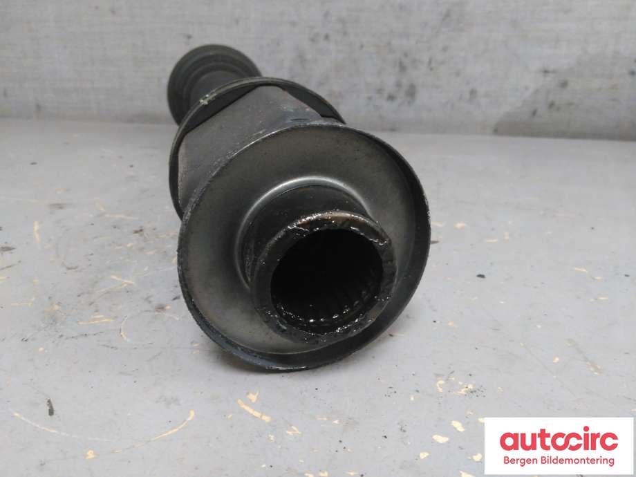 Drivaksel venstre foran til VW Transporter / Caravelle 2003-2009 (Fase 1) (T5) (T5) (VOLKSWAGEN|7H0 407 453|)