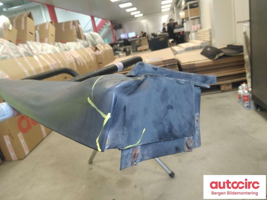 Kanalskjørt høyre til Porsche 911 1998-2005 (996) (996) (PORSCHE|)