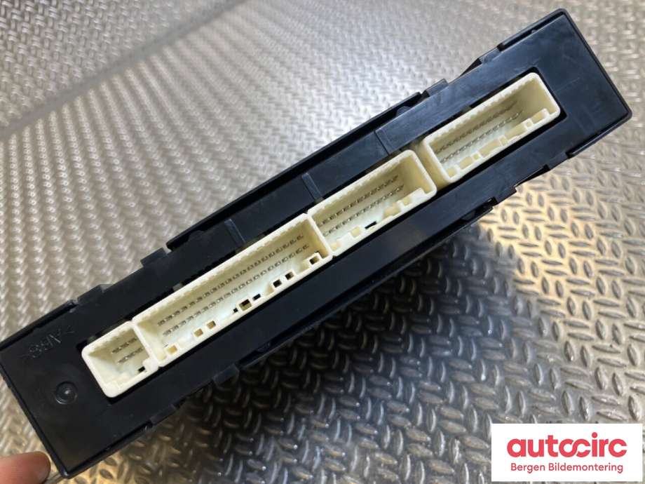 Styreenhet diverse til Hongqi E-HS9 2022-->>  (HONGQI|8112025-QR11-A|8112025QR11|)