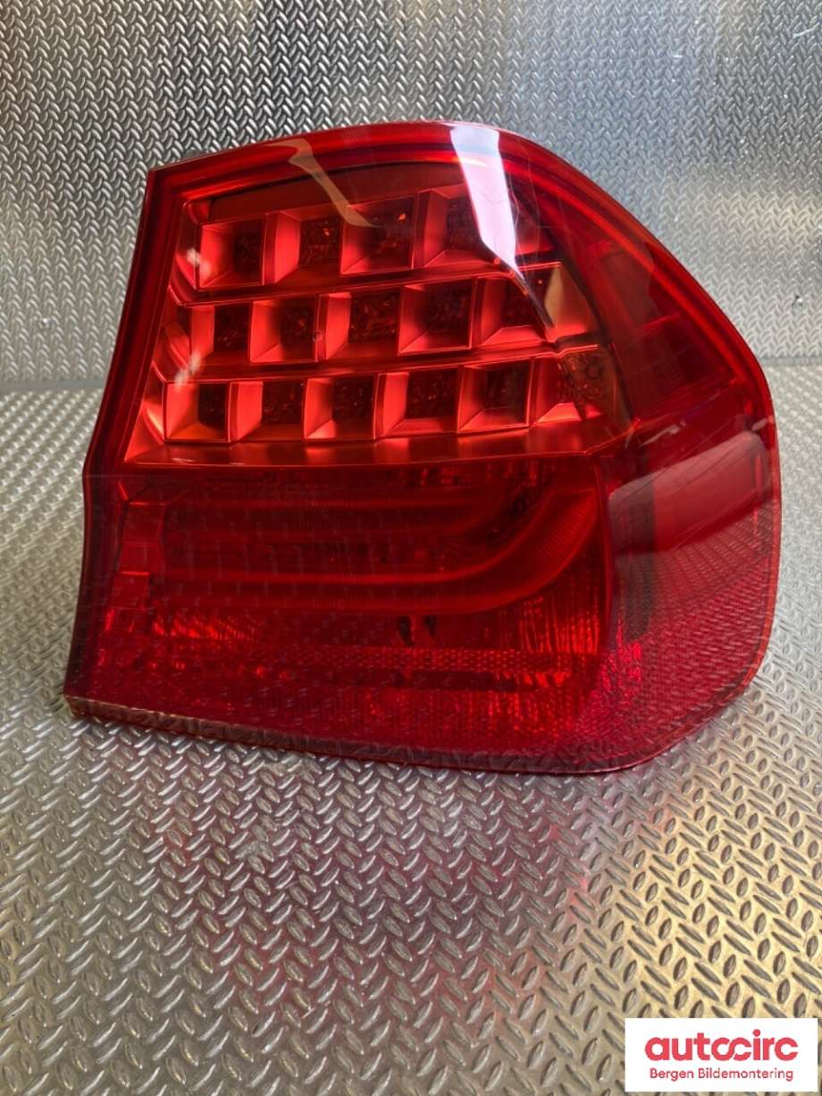 Baklykt høyre til BMW 3-Serie 2005-2011 (E90/E91/E92/E93) (E90/E91/E92/E93) (BMW|63 21 7 289 426|)