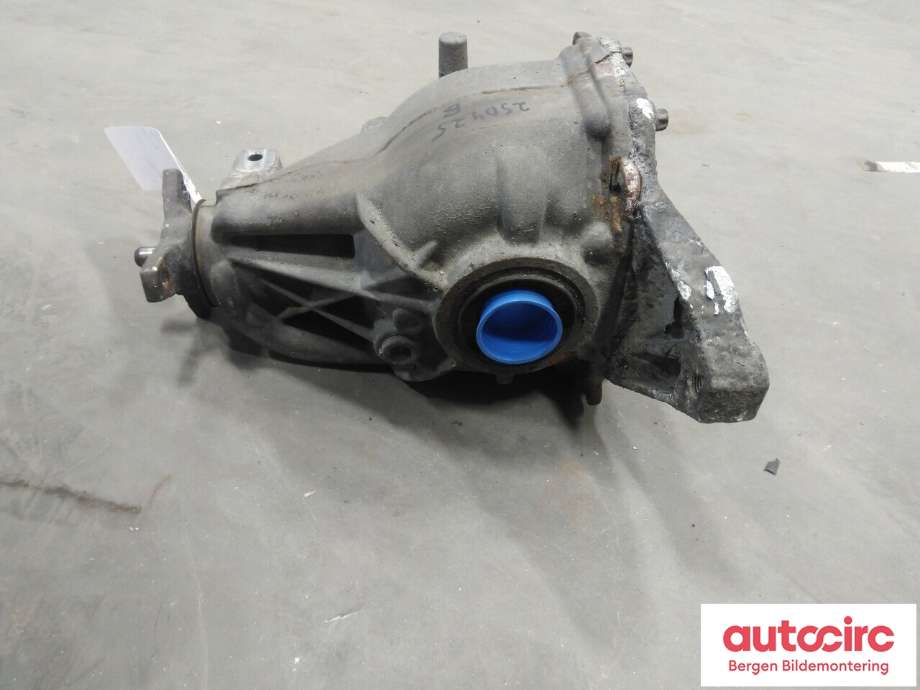 Kardang klokke bak til Mercedes C-Klasse 2007-2011 (Fase 1) (W204) (W204) (MERCEDES|A 204 350 04 14|)