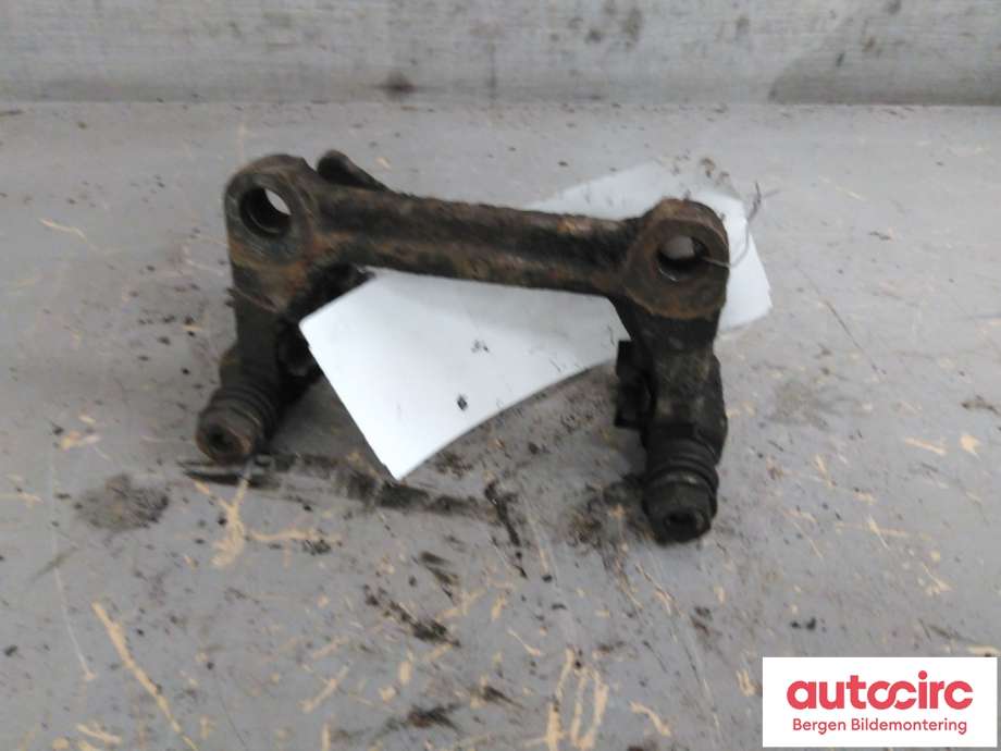 Bremsecaliper brakett til VW Transporter / Caravelle 2003-2009 (Fase 1) (T5) (T5) (VOLKSWAGEN|7H0 615 425 A|)