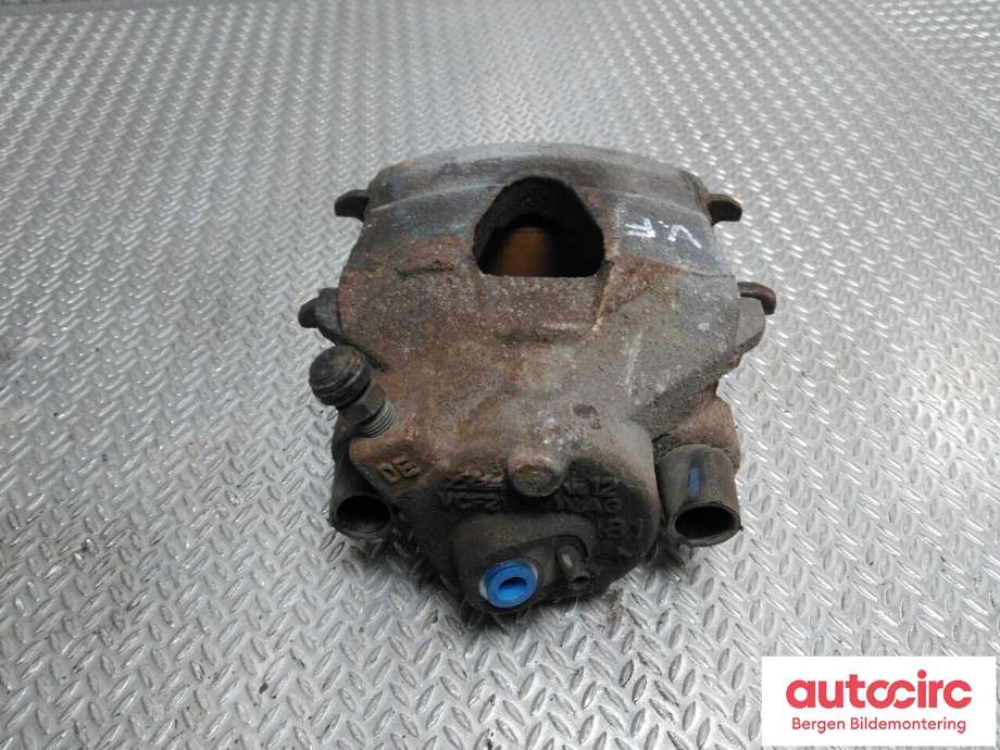Bremsecaliper venstre foran til VW E-Up 2019-->>  (VOLKSWAGEN|1K0 615 123 D|)