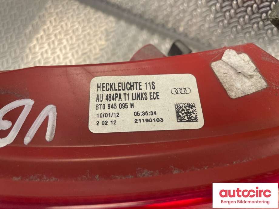 Baklykt venstre til Audi A5 2007-2016 (Type I) (AUDI|8T0 945 095 H|)