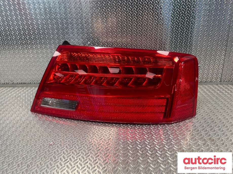 Baklykt høyre til Audi A5 2007-2016 (Type I) (AUDI|8T0 945 096 H|)