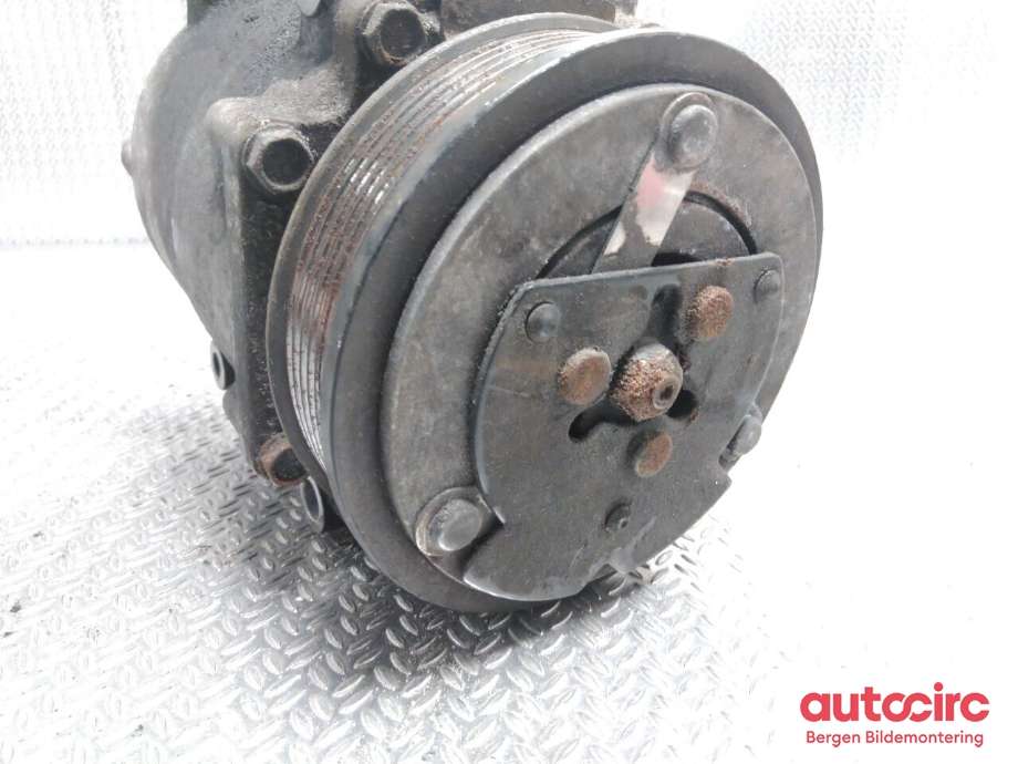 Aircondition kompressor til Ford Fiesta 2008-2012 (Type VI, Fase 1) (FORD|1767718|8V51-19D629-DG|)