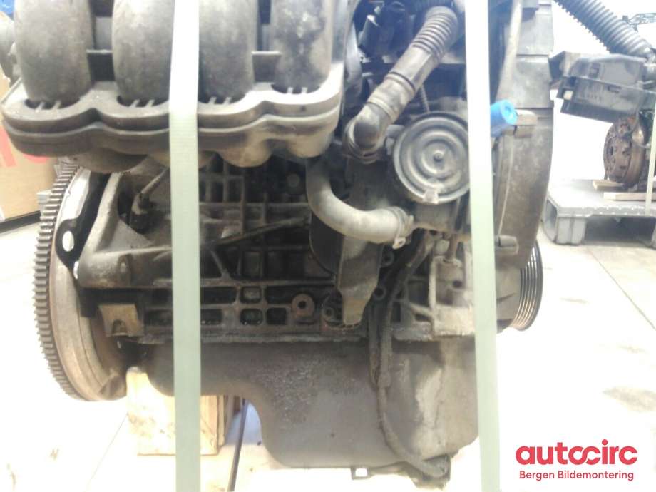 Motor bensin til VW Polo 2009-2014 (Type V, Fase 1)  (VOLKSWAGEN|036 100 038 P|036 100 039 R|CGGB)