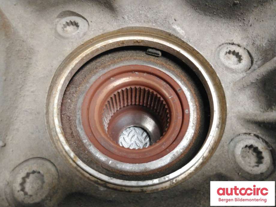 Hjulspindel venstre bak til Audi e-tron 2018-->>  (AUDI|4KE 505 431 E|)