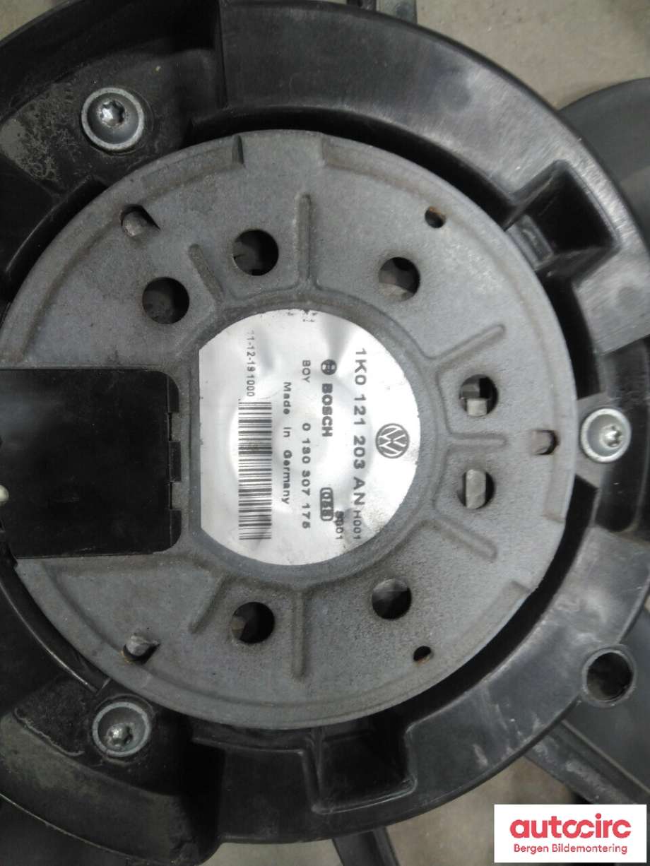 Kjølevifte til VW Golf VI 2008-2012 (VOLKSWAGEN|1K0 121 205 AC|)