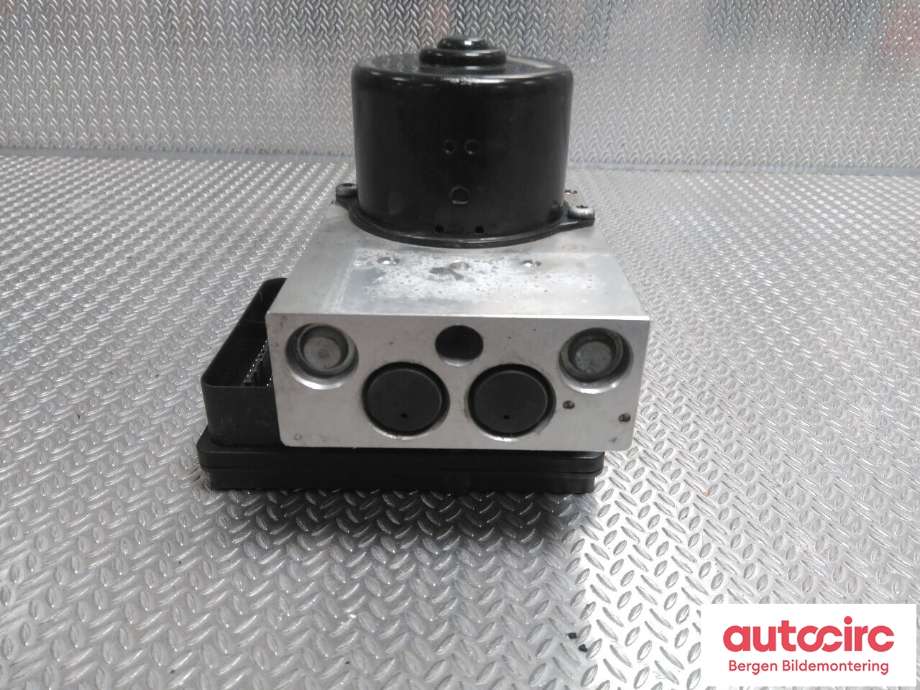 ABS sentral til Mercedes C-Klasse 2004-2007 (Fase 2) (W203) (W203) (MERCEDES|A 035 545 80 32|A 004 431 25 12|A 004 431 62 12)