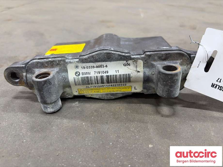 Panserhengsler til BMW 5-Serie 2010-2017 (F10/F11) (F10/F11) (BMW|51 23 7 191 049|)