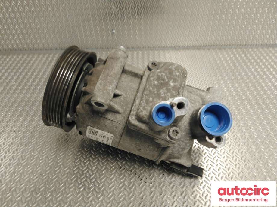 Aircondition kompressor til Škoda Octavia 2009-2013 (Type II, Fase 2)  (SKODA|5N0 820 803 C|)