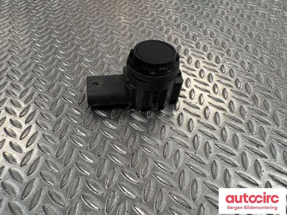 Parkeringssensor foran til Volvo XC40 2018-2024 (VOLVO|32271797|)