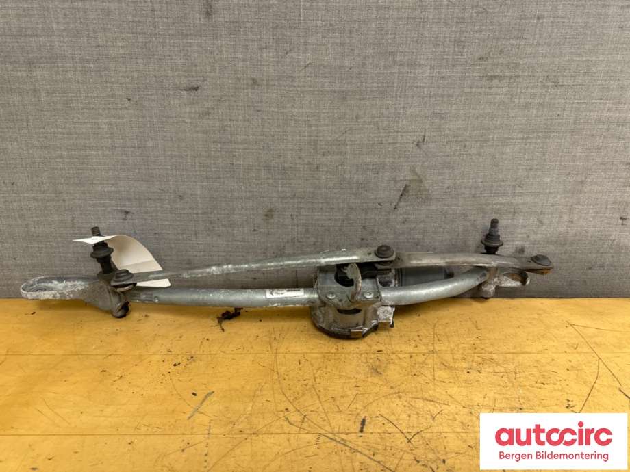 Viskermotor frontrute til BMW 5-Serie 2010-2017 (F10/F11) (F10/F11) (BMW|61 61 7 306 266|)