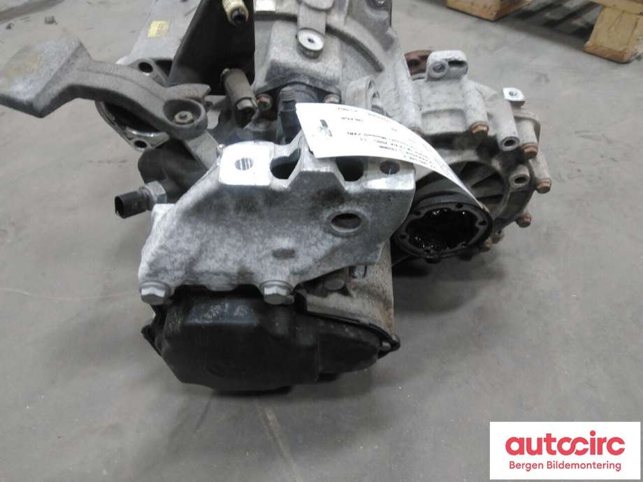 Girkasse manuell til Škoda Octavia 2009-2013 (Type II, Fase 2) (SKODA|0A4 300 046 E|LHW|)