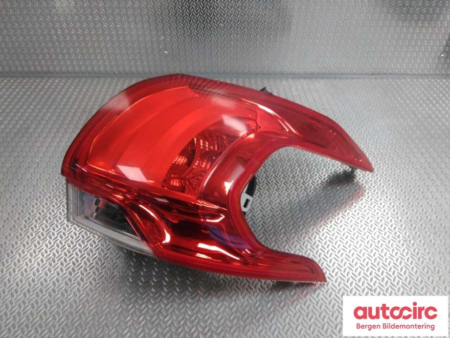 Baklykt høyre til Peugeot 2008 2013-2019 (Type I) (PEUGEOT|96 780 743 80|)