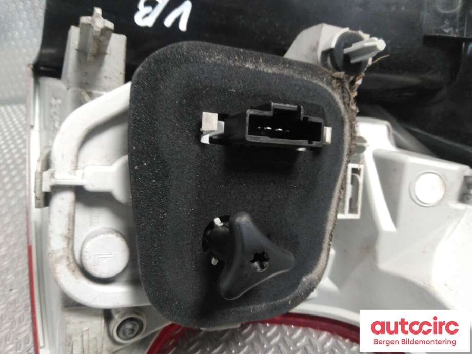 Baklykt venstre til Peugeot 2008 2013-2019 (Type I)  (PEUGEOT|96 780 742 80|)