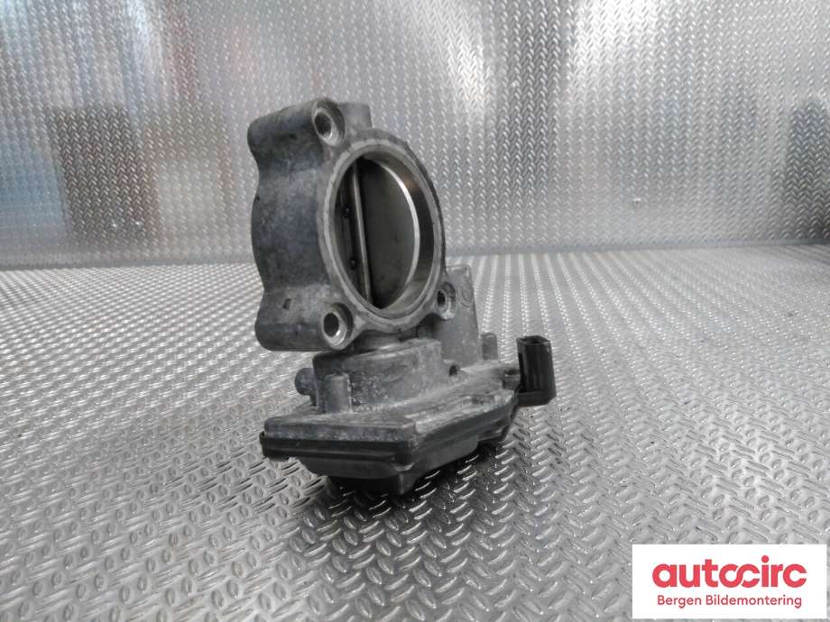 Spjeldhus til BMW 5-Serie 2010-2017 (F10/F11) (F10/F11) (BMW|13 54 7 810 752|)