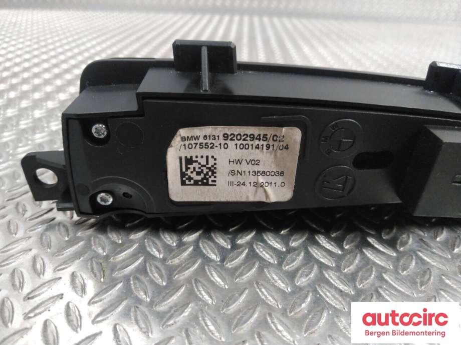 Bryter diverse til BMW 5-Serie 2010-2017 (F10/F11) (F10/F11) (BMW|61 31 9 267 892|)