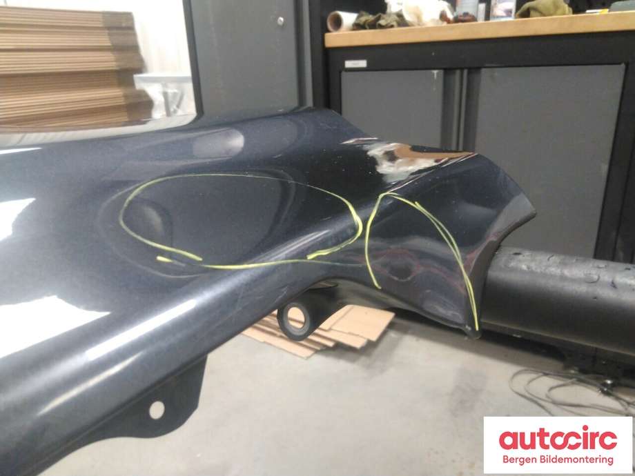 Skjerm høyre foran til Subaru Legacy 2009-2015  (SUBARU|57120AJ0209P|)
