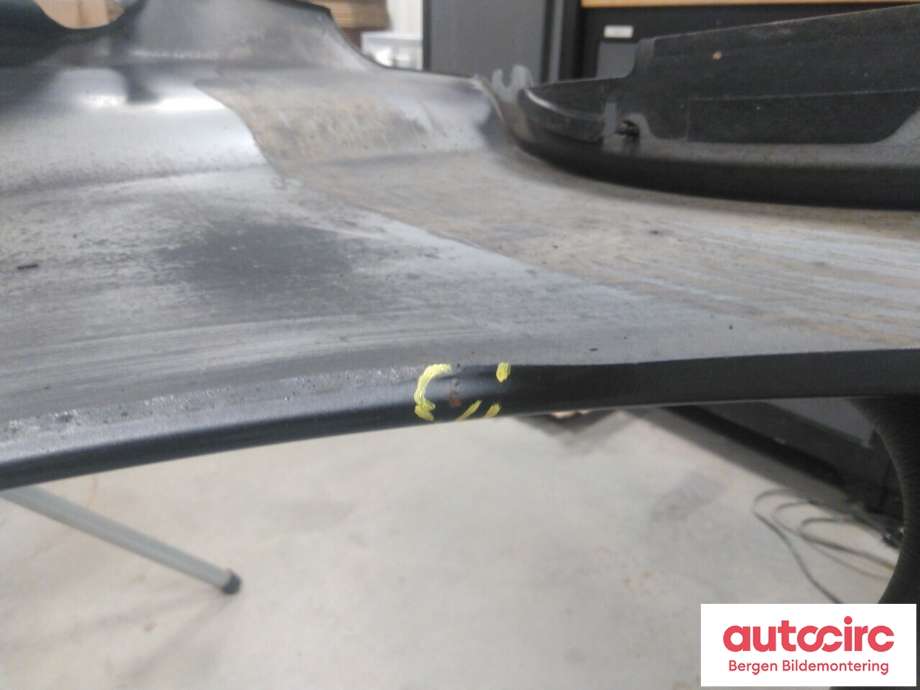 Skjerm høyre foran til Subaru Legacy 2009-2015  (SUBARU|57120AJ0209P|)