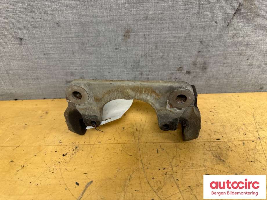 Bremsecaliper brakett til BMW 5-Serie 2010-2017 (F10/F11) (F10/F11) (BMW|34 11 6 796 486|)